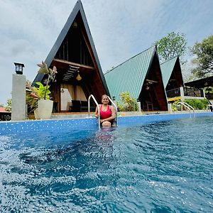 Sundown Lake Hotel & Spa
